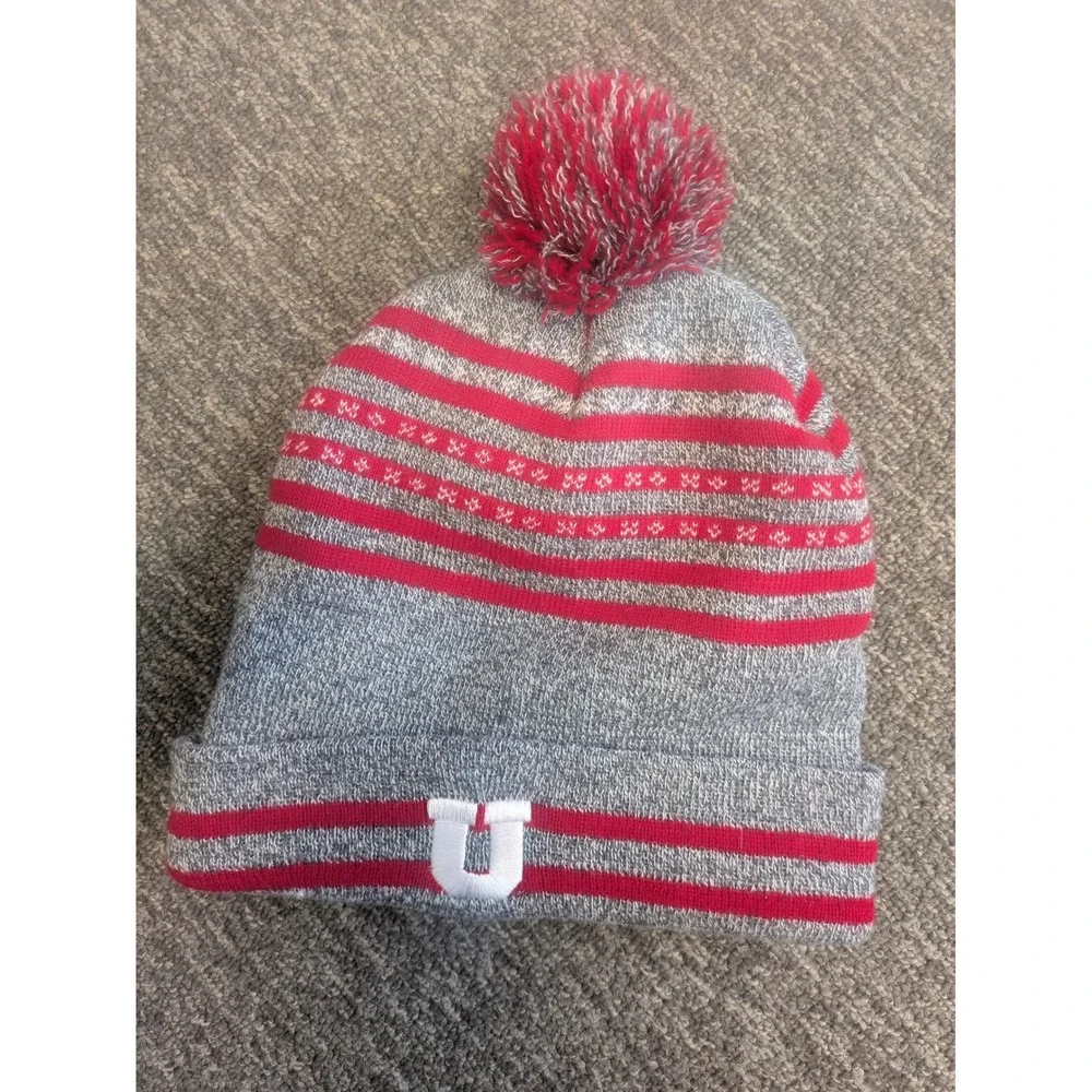 Captivating Headwear Utah Utes‎ Beanie Men's OS Gray Red Striped Pom Knit Hat